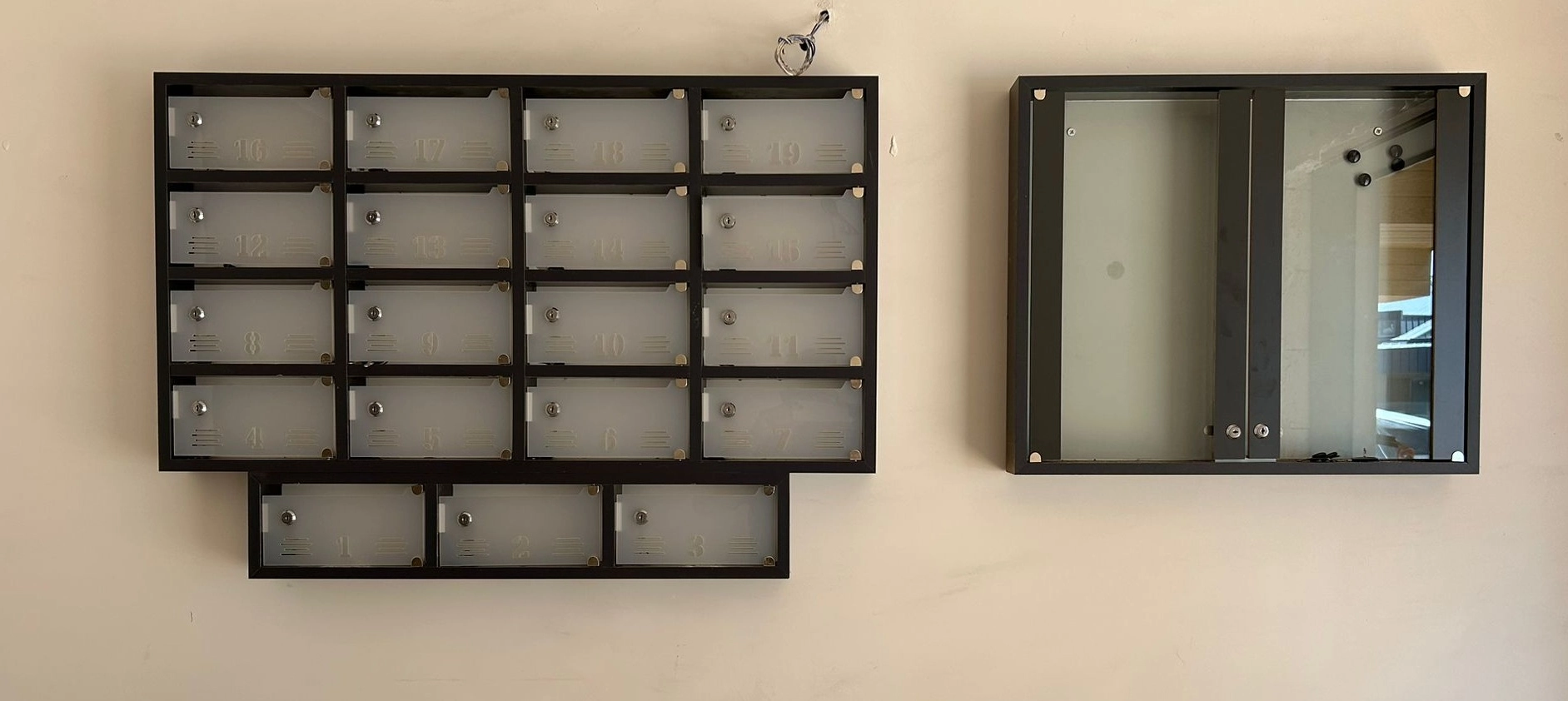 Sadıkoğlu Çengelköy Konutları Posta Kutusu ( Sadıkoğlu Holding )